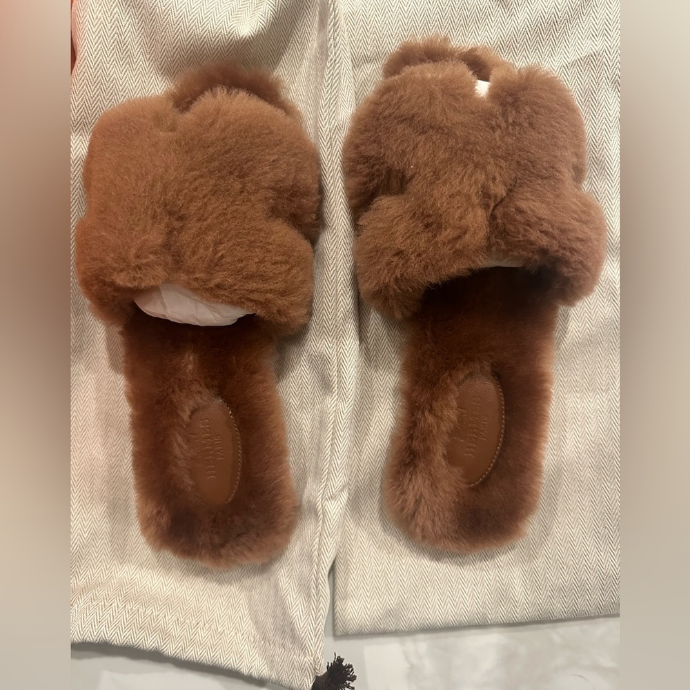 Hermés Shearling Oran Sandals, Size 37